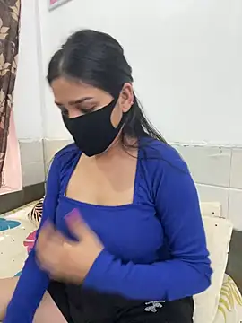 Sex Queen aaraya online show from 2, 6, 2026