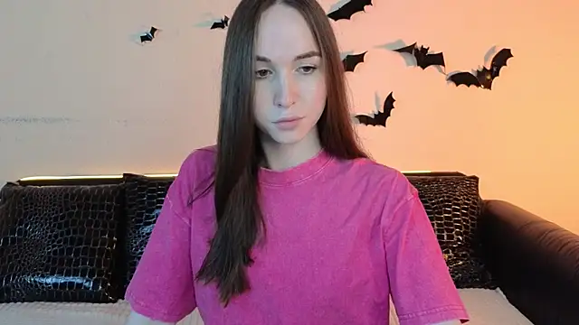 Angeel Kate online show from 7, 11, 2025