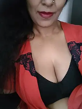 Deepa Sharma143 online show from 18, 5, 2026