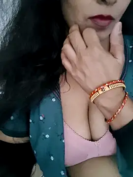 Deepa Sharma143 online show from 3, 5, 2026