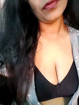 Deepa Sharma143 online show from 3, 2, 2026