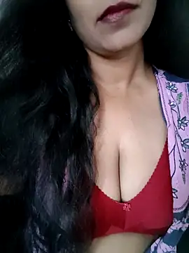 Deepa Sharma143 online show from 6, 3, 2026