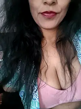 Deepa Sharma143 online show from 9, 3, 2026