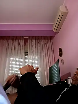 estrogeni online show from 24, 11, 2025