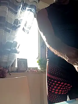 estrogeni online show from 21, 4, 2026