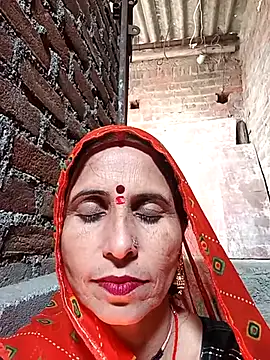 Snapshot of Hot_liya54 chatting on 24, 11, 2025 Hot liya54 online show from 24, 11, 2025