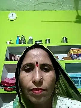 Snapshot of Hot_liya54 chatting on 21, 11, 2025 Hot liya54 online show from 21, 11, 2025