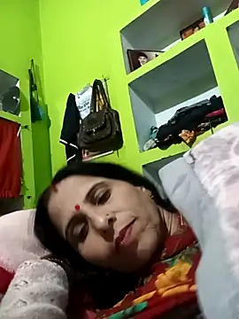 Snapshot of Hot_liya54 chatting on 12, 11, 2025 Hot liya54 online show from 12, 11, 2025