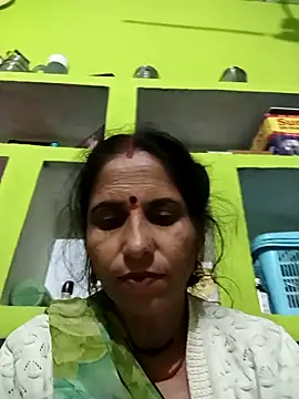 Snapshot of Hot_liya54 chatting on 21, 11, 2025 Hot liya54 online show from 21, 11, 2025