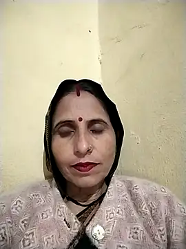 Snapshot of Hot_liya54 chatting on 16, 12, 2025 Hot liya54 online show from 16, 12, 2025