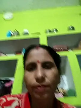 Snapshot of Hot_liya54 chatting on 13, 11, 2025 Hot liya54 online show from 13, 11, 2025