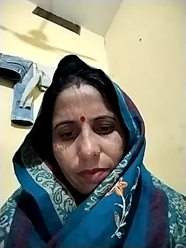 Snapshot of Hot_liya54 chatting on 22, 12, 2025 Hot liya54 online show from 22, 12, 2025