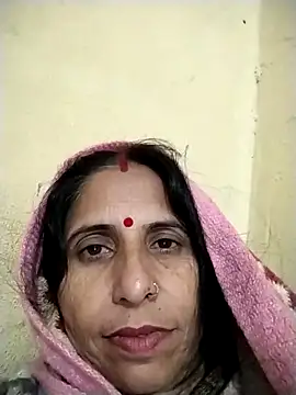 Snapshot of Hot_liya54 chatting on 23, 12, 2025 Hot liya54 online show from 23, 12, 2025