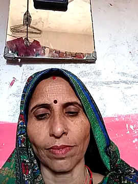 Snapshot of Hot_liya54 chatting on 7, 11, 2025 Hot liya54 online show from 7, 11, 2025