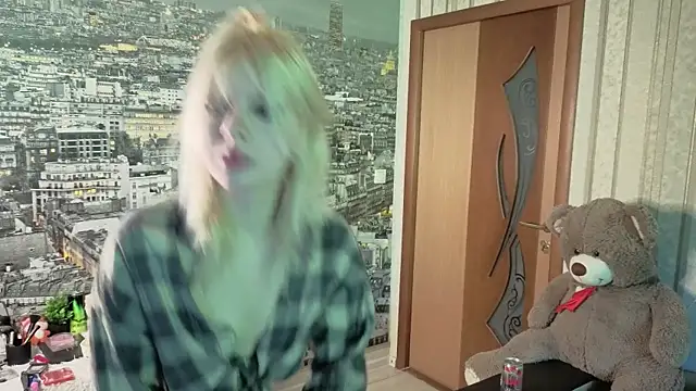 luvvcutie online show from 18, 6, 2026
