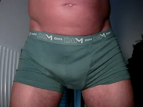 Snapshot of Xfroska chatting on 7, 10, 2025 Xfroska online show from 7, 10, 2025