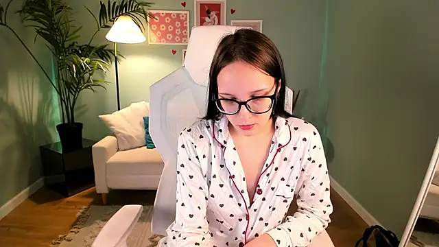 Night   Siren online show from 14, 9, 2025