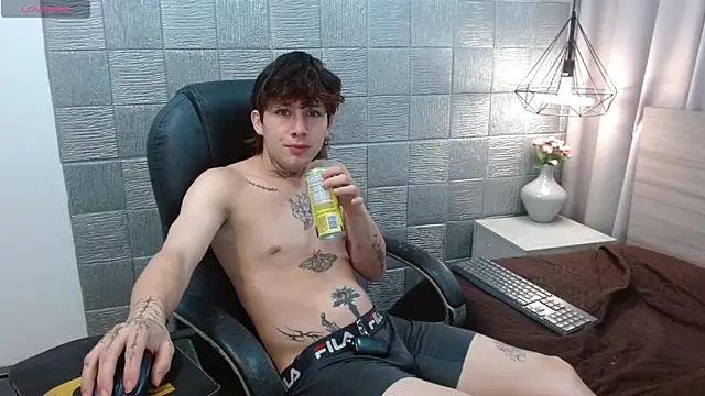 Iantwink18 online show from 23, 9, 2025