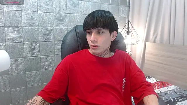 Iantwink18 online show from 24, 11, 2025