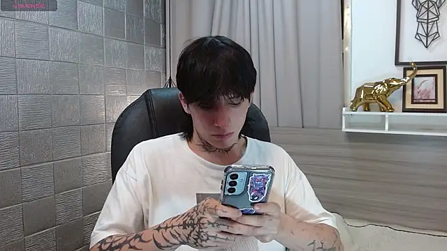 Iantwink18 online show from 15, 12, 2025