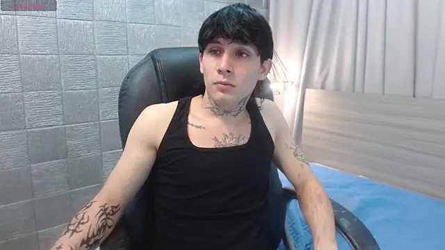 Iantwink18 online show from 21, 11, 2025