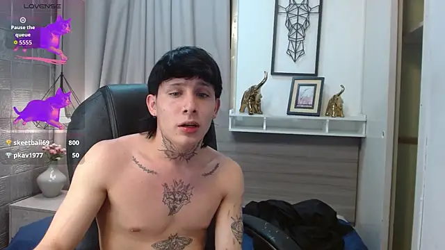 Iantwink18 online show from 12, 10, 2025