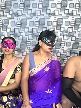 Family02 online show from 18, 11, 2025