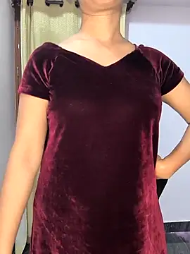 Snapshot of Family02 chatting on 9, 2, 2026 Family02 online show from 9, 2, 2026