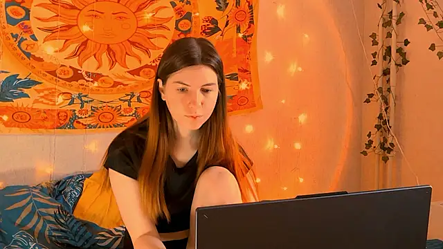 AliceCUNTach online show from 5, 3, 2026