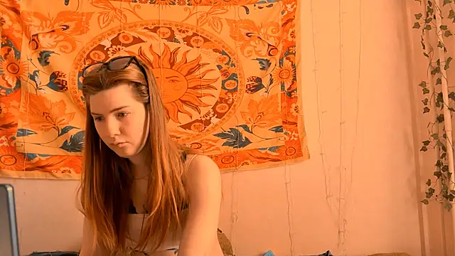 AliceCUNTach online show from 22, 4, 2026