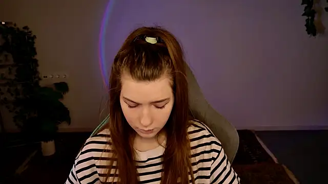 AliceCUNTach online show from 17, 12, 2025