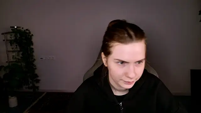 AliceCUNTach online show from 5, 12, 2025