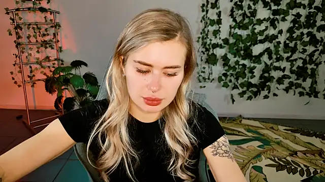 AdelLoyss online show from 10, 9, 2025