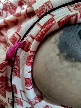 Hot lali 555 online show from 4, 3, 2026