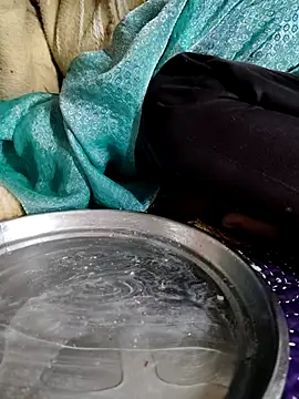 Snapshot of Hot_lali_555 chatting on 28, 11, 2025 Hot lali 555 online show from 28, 11, 2025