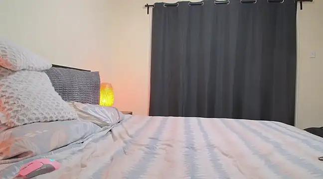 aussiepeaches online show from 13, 3, 2025