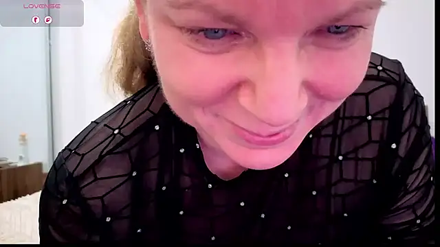 aussiepeaches online show from 1, 7, 2026