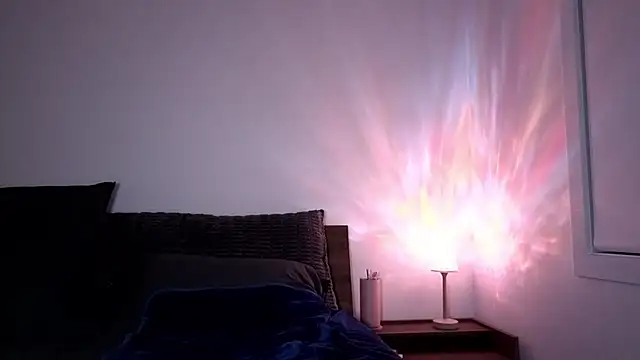 aussiepeaches online show from 19, 4, 2026