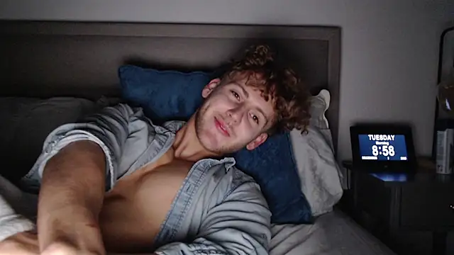 DominantAlex18 online show from 2, 12, 2025