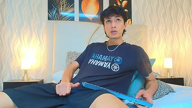 Lean Portman online show from 12, 2, 2026