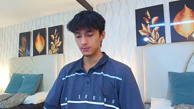 Lean Portman online show from 4, 11, 2025