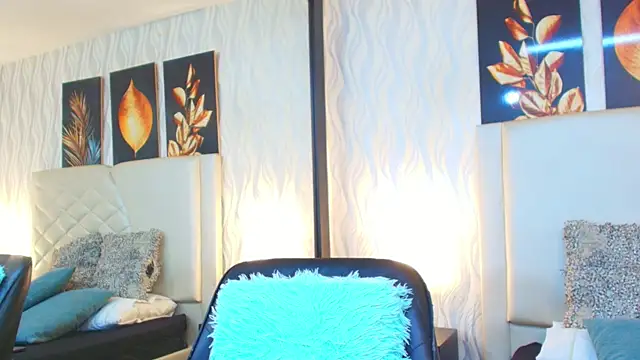 Lean Portman online show from 8, 11, 2025