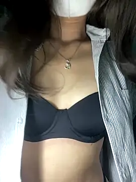 Fin-xinh18 online show from 8, 10, 2025