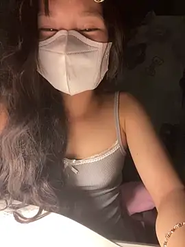 Fin-xinh18 online show from 2, 11, 2025