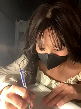 Fin-xinh18 online show from 4, 11, 2025