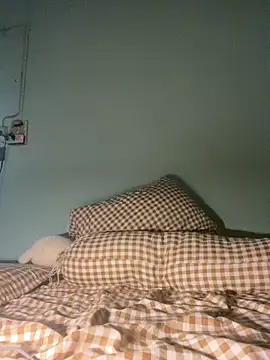 Fin-xinh18 online show from 25, 10, 2025