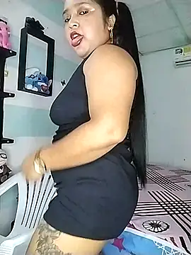 Angelly ricura online show from 8, 10, 2025