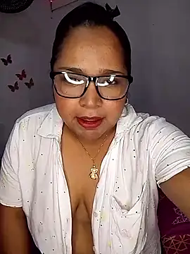 Angelly ricura online show from 3, 3, 2026