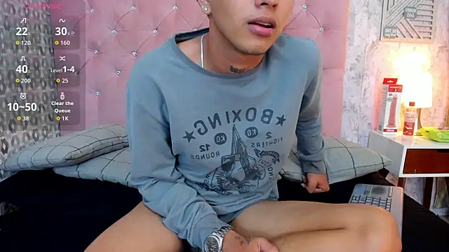 Snapshot of arion_sherwind chatting on 4, 11, 2025 arion sherwind online show from 4, 11, 2025