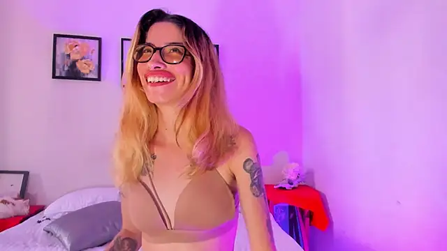 MerryyMendez online show from 10, 9, 2025